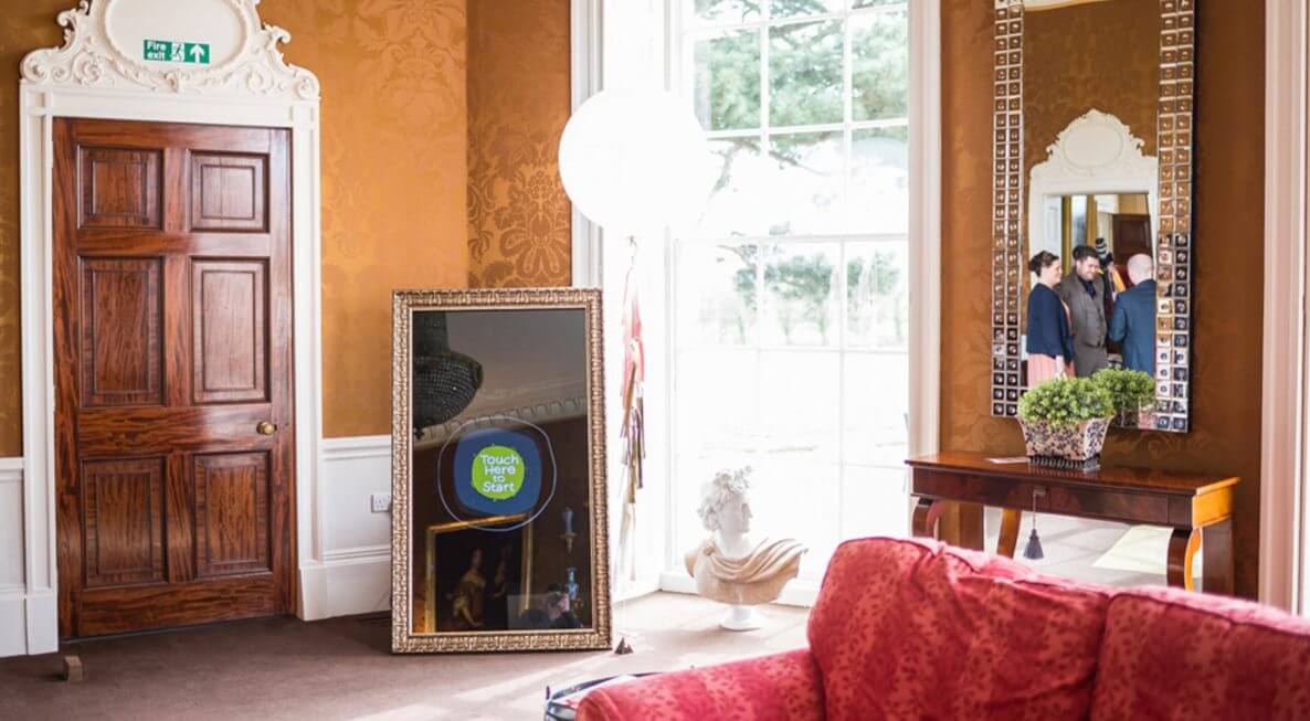 Magic Selfie Mirror at Stubton Hall