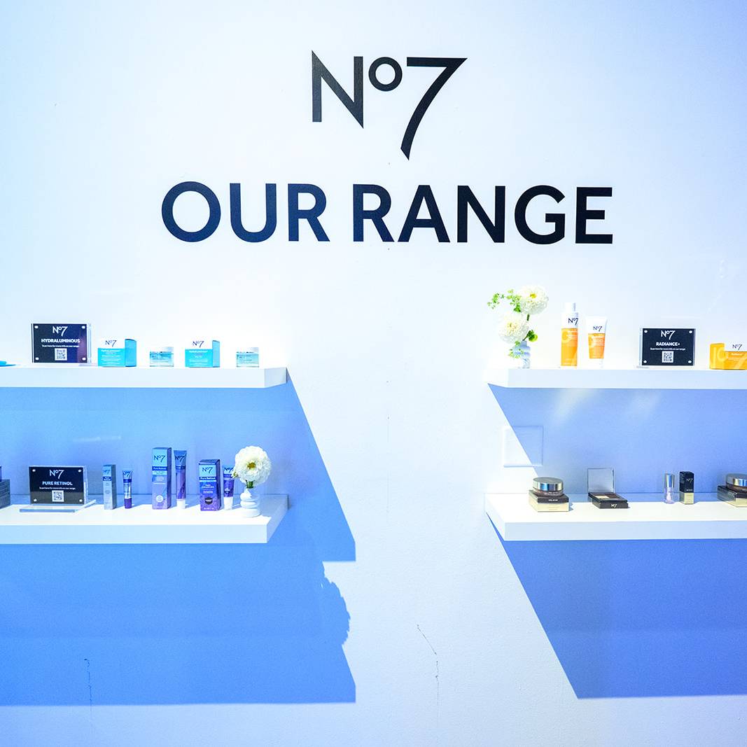 Premier Events - Fully Integrated Full Service Event Agency - Elizabeth Banks No. 7