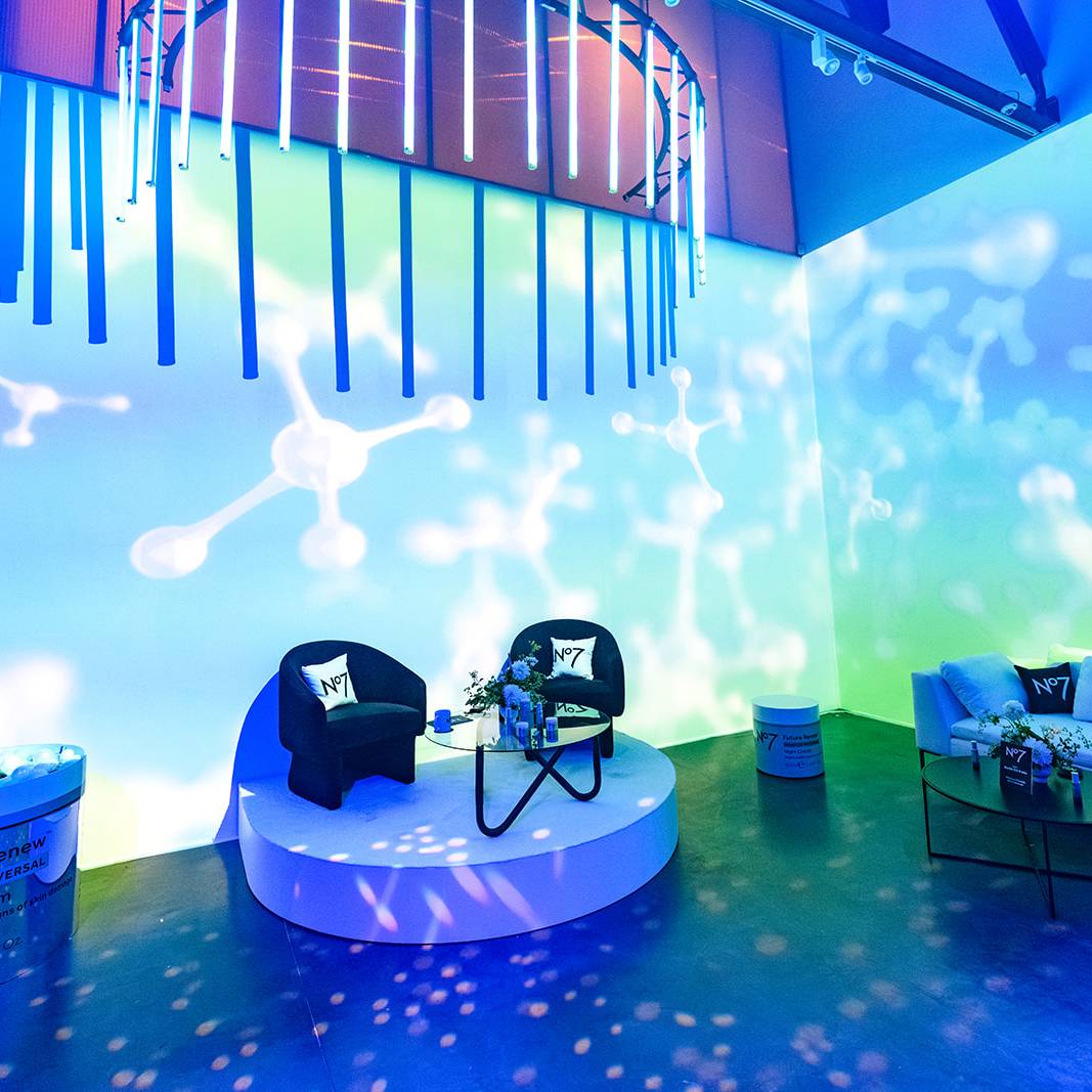 Premier Events - Fully Integrated Full Service Event Agency - Elizabeth Banks No. 7